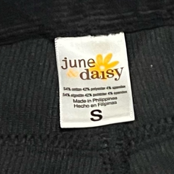 NEW June & Daisy Corduroy Black Pull On Leggings Pants Low Rise Small Pockets - Picture 8 of 8